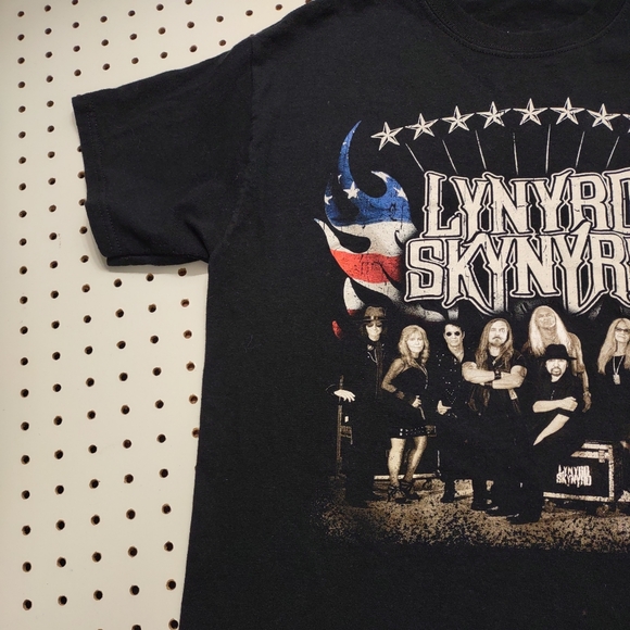 Lynyrd Skynyrd Concert Tee, Farewell Tour, 2019 - Picture 5 of 8